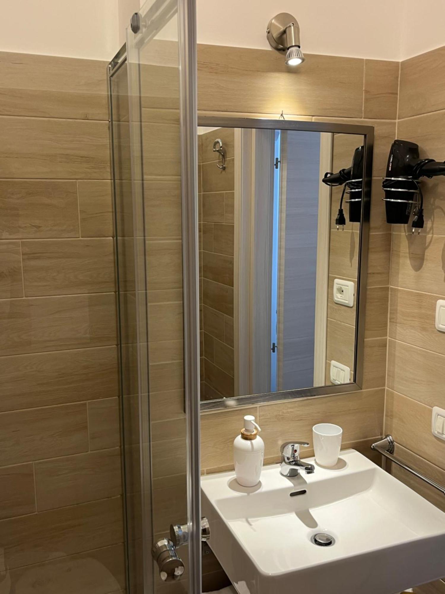 B&B Vento Aureo Rooms Milazzo Exteriér fotografie