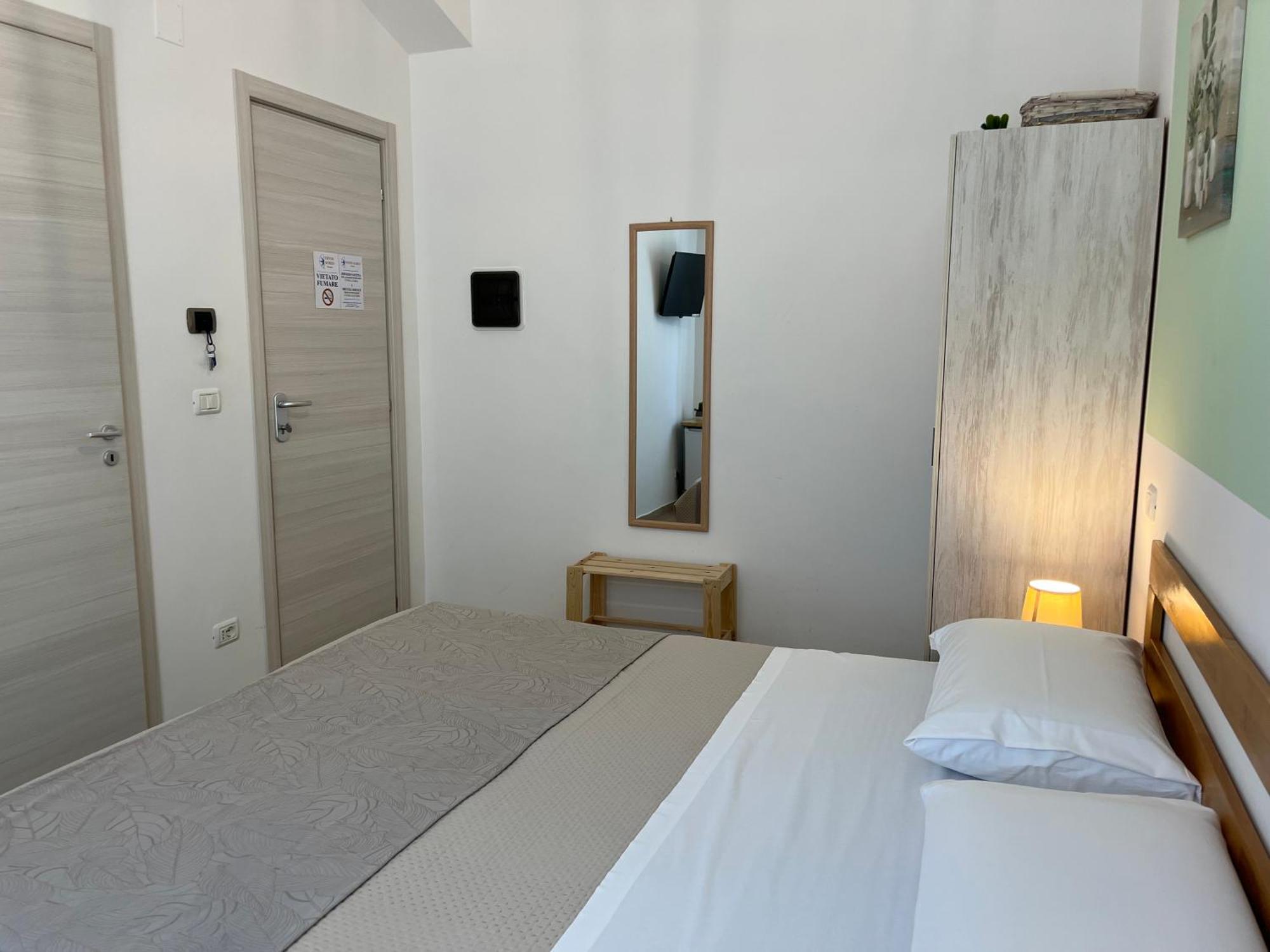 B&B Vento Aureo Rooms Milazzo Exteriér fotografie